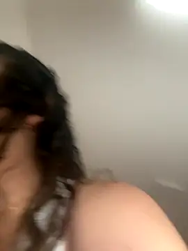 Snapshot of Elizabeth_Dupont chatting on 11.16.25 Elizabeth Dupont online show from 11.16.25