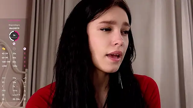 Snapshot of WildaBendell chatting on 03.15.25 WildaBendell online show from 03.15.25