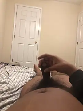 Snapshot of Dddoggystacks chatting on 10.22.25 Dddoggystacks online show from 10.22.25