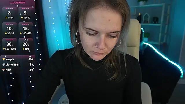 Snapshot of MaribelRiverr_ chatting on 01.01.25 MaribelRiverr online show from 01.01.25