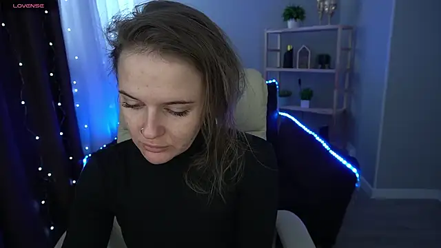 Snapshot of MaribelRiverr_ chatting on 01.05.25 MaribelRiverr online show from 01.05.25