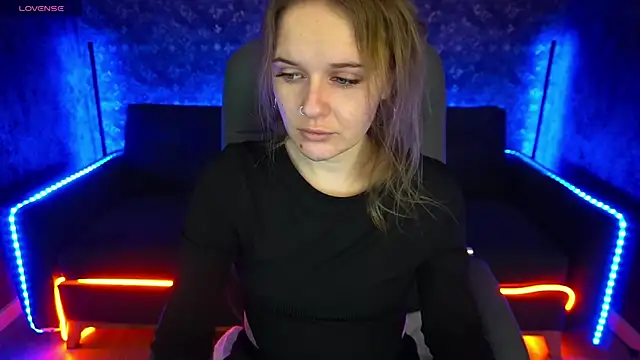 Snapshot of MaribelRiverr_ chatting on 02.02.25 MaribelRiverr online show from 02.02.25