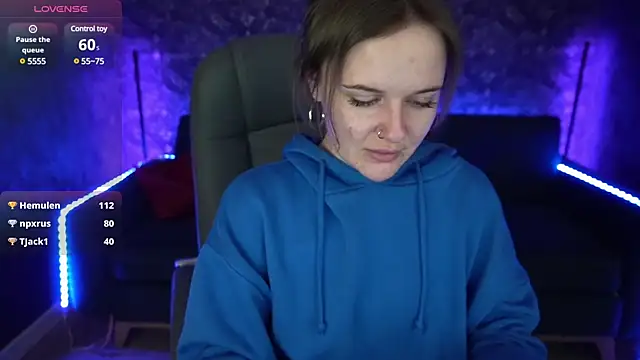 Snapshot of MaribelRiverr_ chatting on 02.22.25 MaribelRiverr online show from 02.22.25