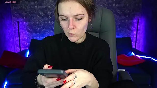 Snapshot of MaribelRiverr_ chatting on 02.25.25 MaribelRiverr online show from 02.25.25