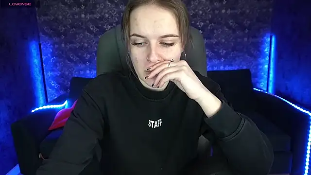 Snapshot of MaribelRiverr_ chatting on 03.04.25 MaribelRiverr online show from 03.04.25