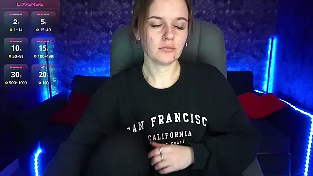 Snapshot of MaribelRiverr_ chatting on 03.06.25 MaribelRiverr online show from 03.06.25