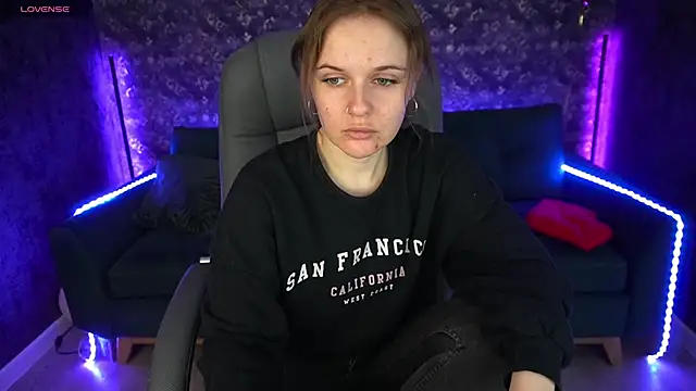 Snapshot of MaribelRiverr_ chatting on 03.16.25 MaribelRiverr online show from 03.16.25