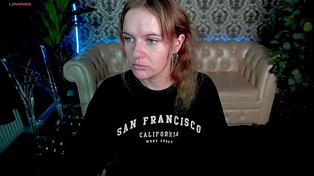 Snapshot of MaribelRiverr_ chatting on 09.09.25 MaribelRiverr online show from 09.09.25