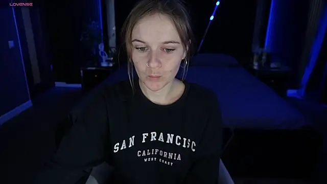 Snapshot of MaribelRiverr_ chatting on 09.27.25 MaribelRiverr online show from 09.27.25