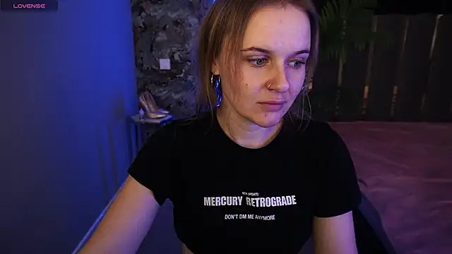 Snapshot of MaribelRiverr_ chatting on 11.08.25 MaribelRiverr online show from 11.08.25