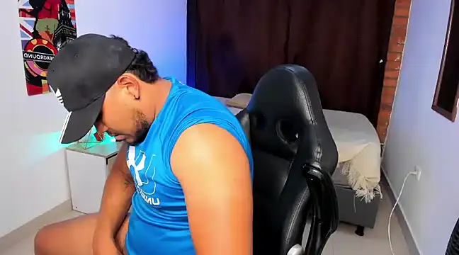 Snapshot of Camilo_caballero chatting on 03.19.25 Camilo caballero online show from 03.19.25