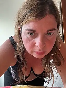 Lombada online show from 11.06.25