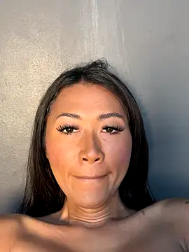 thai-dreamgirl online show from 11.29.25