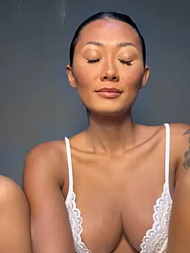 Snapshot of thai-dreamgirl chatting on 02.10.26 thai-dreamgirl online show from 02.10.26