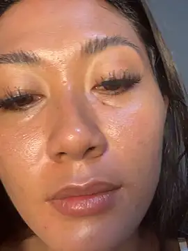 Snapshot of thai-dreamgirl chatting on 02.14.26 thai-dreamgirl online show from 02.14.26