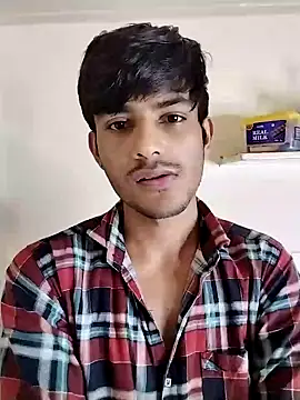 Snapshot of kingkartik7 chatting on 01.14.25 kingkartik7 online show from 01.14.25