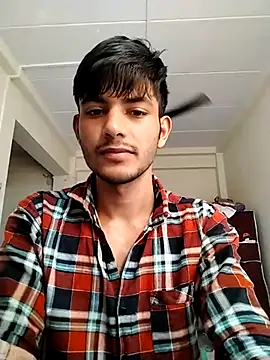 Snapshot of kingkartik7 chatting on 02.19.25 kingkartik7 online show from 02.19.25