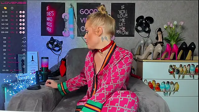 HannaKorsak online show from 02.05.25