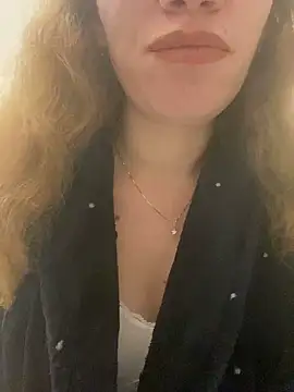 Snapshot of EvaRush chatting on 12.05.24 EvaRush online show from 12.05.24