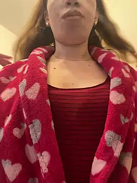 Snapshot of EvaRush chatting on 12.29.24 EvaRush online show from 12.29.24