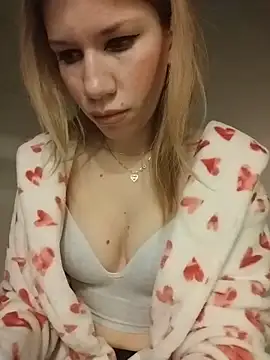 Snapshot of EvaRush chatting on 02.24.26 EvaRush online show from 02.24.26