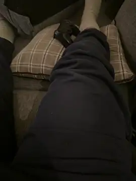 Snapshot of aleksergira chatting on 12.16.25 aleksergira online show from 12.16.25