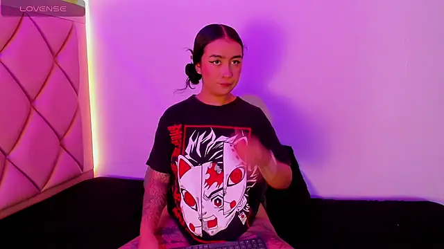 AntonellaQueenn online show from 02.01.26