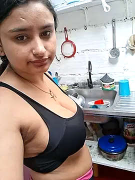 Snapshot of sariitha_sw chatting on 07.03.26 sariitha sw online show from 07.03.26