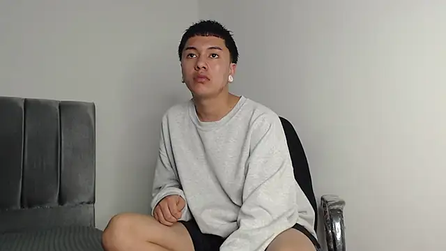 alex-lover online show from 10.11.25