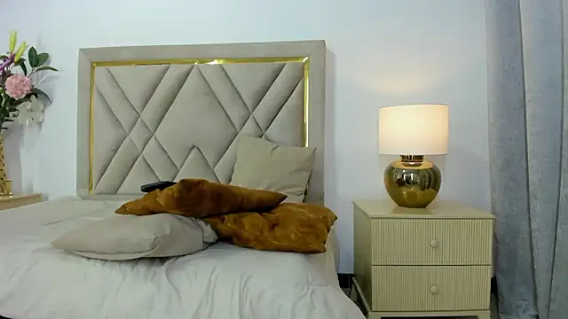 emily queen2 online show from 01.15.26