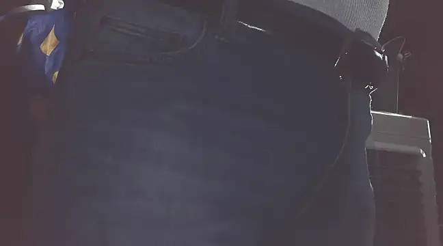 Snapshot of briefsguy4life@xh chatting on 03.16.25 briefsguy4lifexh online show from 03.16.25