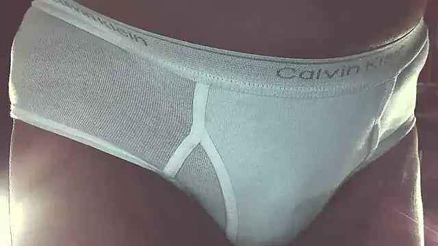 Snapshot of briefsguy4life@xh chatting on 11.15.25 briefsguy4lifexh online show from 11.15.25