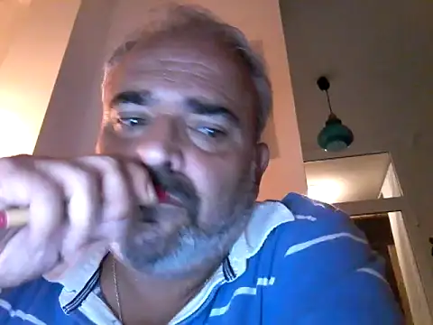 Snapshot of Sevi_75 chatting on 10.10.25 Sevi 75 online show from 10.10.25