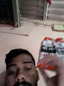 Snapshot of arppyyyxx chatting on 10.15.25 arppyyyxx online show from 10.15.25