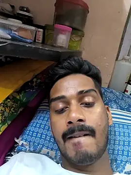 Snapshot of arppyyyxx chatting on 10.19.25 arppyyyxx online show from 10.19.25