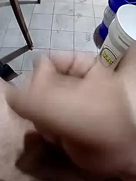 Snapshot of Alva14cm chatting on 01.06.25 Alva14cm online show from 01.06.25