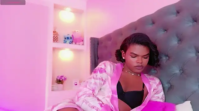 CamiEstrada online show from 10.05.25