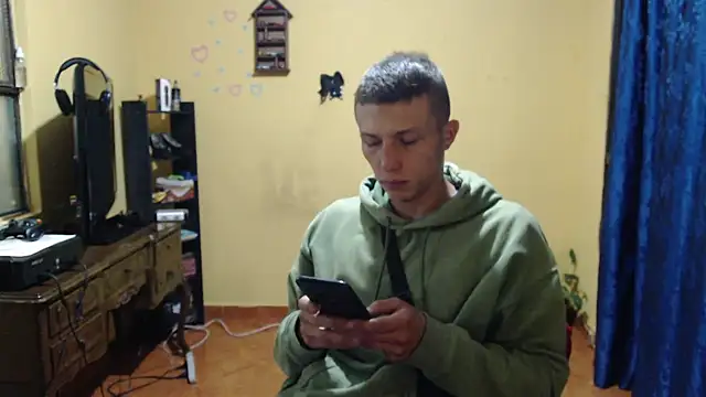 Snapshot of smith_lechosoxxx chatting on 10.10.25 smith lechosoxxx online show from 10.10.25