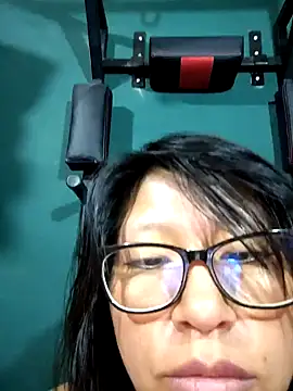 Snapshot of Giviper1 chatting on 12.18.24 Giviper1 online show from 12.18.24