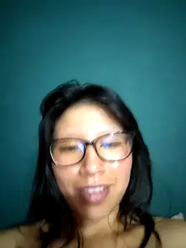 Snapshot of Giviper1 chatting on 01.01.25 Giviper1 online show from 01.01.25