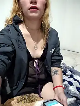 Snapshot of Scarlett-Leh chatting on 01.20.25 Scarlett-Leh online show from 01.20.25