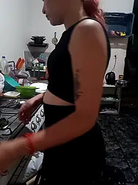 Snapshot of Scarlett-Leh chatting on 02.19.25 Scarlett-Leh online show from 02.19.25