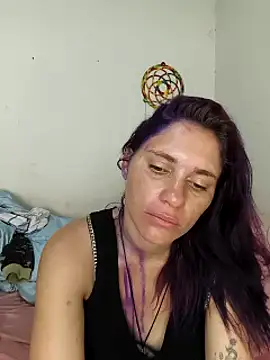 Snapshot of Scarlett-Leh chatting on 09.16.25 Scarlett-Leh online show from 09.16.25