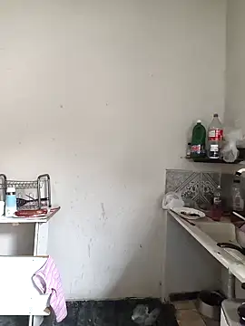 Snapshot of Scarlett-Leh chatting on 09.19.25 Scarlett-Leh online show from 09.19.25