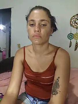 Snapshot of Scarlett-Leh chatting on 10.05.25 Scarlett-Leh online show from 10.05.25