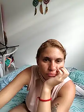 Scarlett-Leh online show from 12.14.25