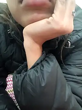 Snapshot of ks536191 chatting on 12.27.24 ks536191 online show from 12.27.24