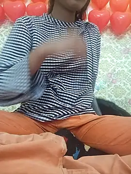 Snapshot of ks536191 chatting on 02.05.25 ks536191 online show from 02.05.25