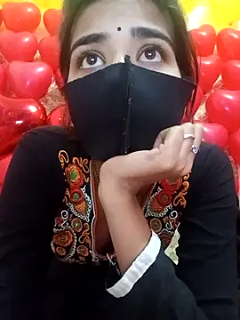 Snapshot of ks536191 chatting on 02.08.25 ks536191 online show from 02.08.25