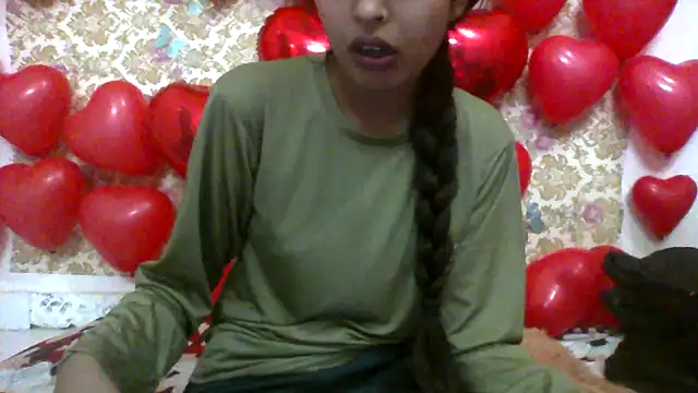 Snapshot of ks536191 chatting on 02.10.25 ks536191 online show from 02.10.25